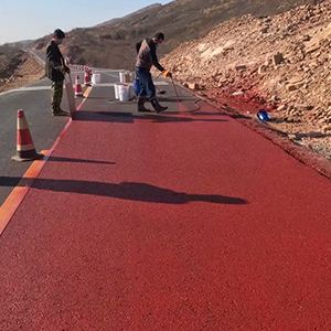 田家庵一是彩钢瓦喷漆翻新，地面喷涂